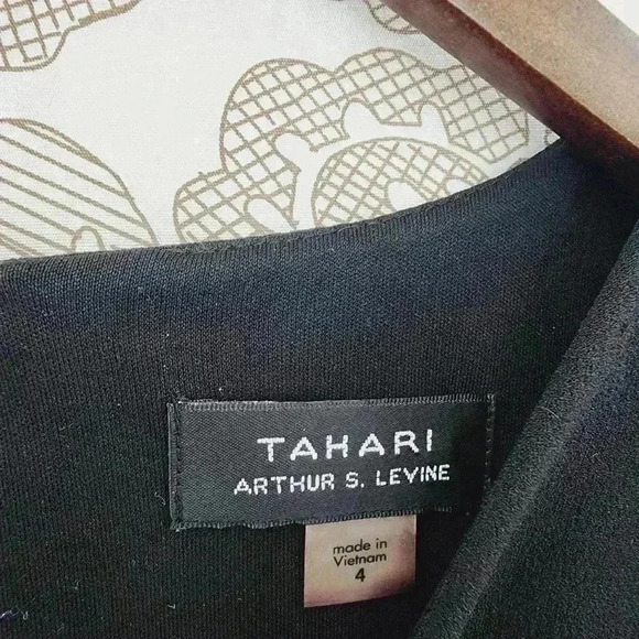 Tahari Arthur S. Levine Flare sleeve V neck Shift Dress Women's 4 black - Picture 6 of 8